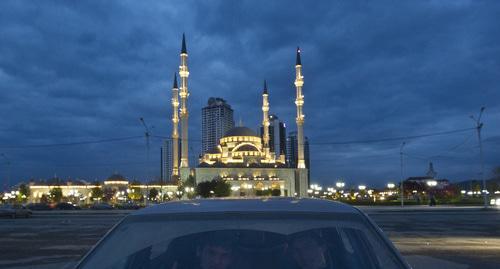 Grozny at night. Photo: REUTERS/Maxim Shemetov Grozny at night. Photo: REUTERS/Maxim Shemetov