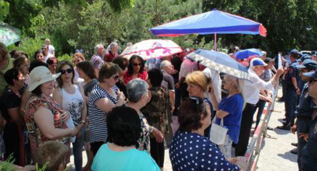 Rally by opponents of Robert Kocharyan, Yerevan, June 19, 2019. Photo by Tigran Petrosyan for the Caucasian Knot Rally by opponents of Robert Kocharyan, Yerevan, June 19, 2019. Photo by Tigran Petrosyan for the Caucasian Knot
