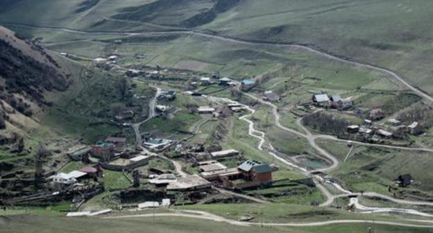 Village of Staraya Saniba in North Ossetia. Photo: Iosif Korotkij, https://ru.wikipedia.org Village of Staraya Saniba in North Ossetia. Photo: Iosif Korotkij, https://ru.wikipedia.org