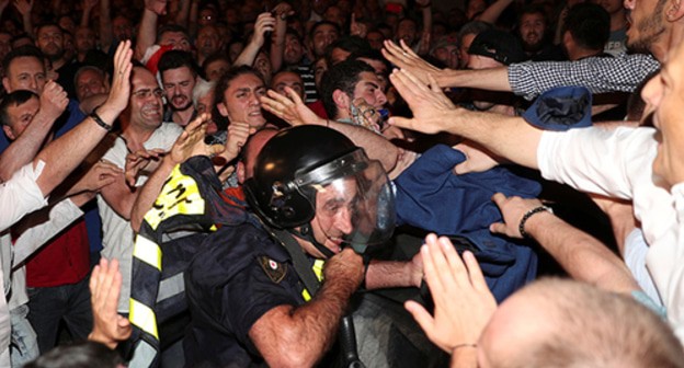 Protest rally in Tbilisi, June 21, 2019. Photo: REUTERS/Irakli Gedenidze Protest rally in Tbilisi, June 21, 2019. Photo: REUTERS/Irakli Gedenidze