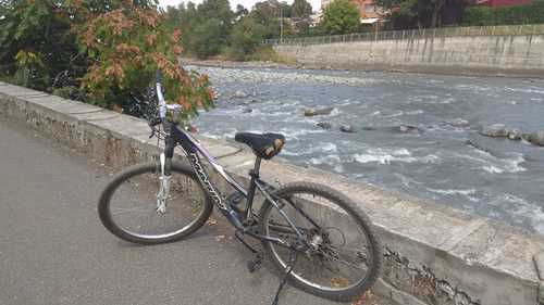 A bike in the embankment in Vladikavkaz. Photo by Ekaterina Gerasimova A bike in the embankment in Vladikavkaz. Photo by Ekaterina Gerasimova