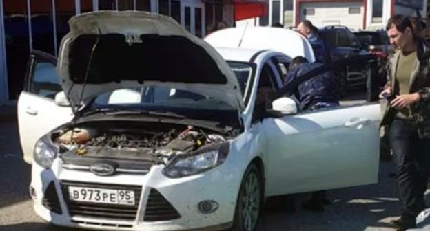 Incident in the Petropavlovsk Highway in Grozny. Photo: press service of the Ministry of Internal Affairs for Chechnya. Incident in the Petropavlovsk Highway in Grozny. Photo: press service of the Ministry of Internal Affairs for Chechnya.