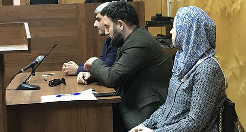 Advocates of Abdulmumin Gadjiev (from left to right): Arsen Shabanov, Akhmed Akhmedov and Dana Sakieva in the courtroom. Photo by Patimat Makhmudova for the Caucasian Knot Advocates of Abdulmumin Gadjiev (from left to right): Arsen Shabanov, Akhmed Akhmedov and Dana Sakieva in the courtroom. Photo by Patimat Makhmudova for the Caucasian Knot