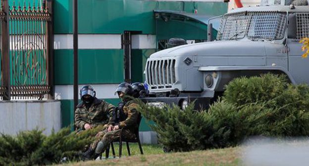 Law enforcers, Magas, Ingushetia. Photo: REUTERS/Maxim Shemetov Law enforcers, Magas, Ingushetia. Photo: REUTERS/Maxim Shemetov