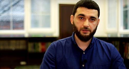 Abdulmumin Gadjiev. Screenshot from video posted at: https://www.youtube.com/watch?v=cX1Rf2eZxdM Abdulmumin Gadjiev. Screenshot from video posted at: https://www.youtube.com/watch?v=cX1Rf2eZxdM