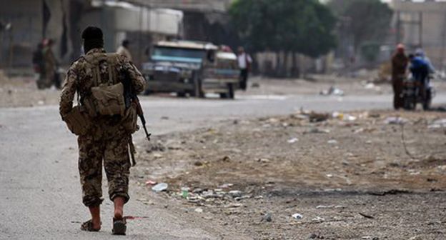 An armed man. War in Syria. Photo: REUTERS/Aboud Hamam An armed man. War in Syria. Photo: REUTERS/Aboud Hamam