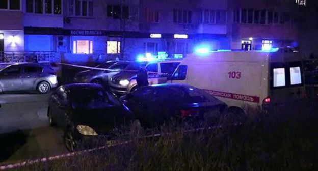 At the site of the murder of Ibragim Eldjarkiev. Screenshot of the video posted by the 'First Channel' at: https://www.1tv.ru/news/2019-11-02/375061-v_moskve_ubity_nachalnik_tsentra_protivodeystviya_ekstremizmu_po_ingushetii_ibragim_eldzharkiev_i_ego_brat At the site of the murder of Ibragim Eldjarkiev. Screenshot of the video posted by the 'First Channel' at: https://www.1tv.ru/news/2019-11-02/375061-v_moskve_ubity_nachalnik_tsentra_protivodeystviya_ekstremizmu_po_ingushetii_ibragim_eldzharkiev_i_ego_brat