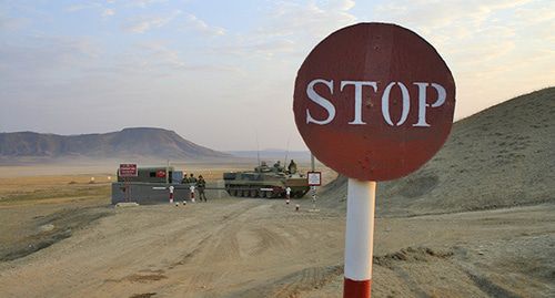 A checkpoint. Photo: REUTERS/Abdula Magomedov/NewsTeam A checkpoint. Photo: REUTERS/Abdula Magomedov/NewsTeam