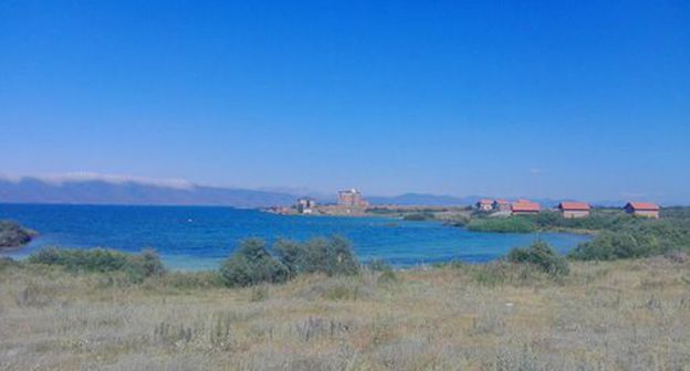 Lake Sevan. Photo by Armine Martirosyan for the Caucasian Knot Lake Sevan. Photo by Armine Martirosyan for the Caucasian Knot