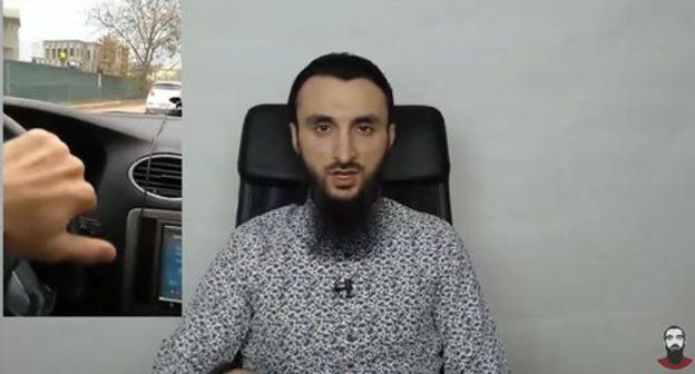 Tumso Abdurakhmanov shows a video posted by Islam Nukhanov. Screenshot of the video on Abdurakhmanov's YouTube channel https://www.youtube.com/channel/UCgggK05bEJ1BAQ2NTUn4igA Tumso Abdurakhmanov shows a video posted by Islam Nukhanov. Screenshot of the video on Abdurakhmanov's YouTube channel https://www.youtube.com/channel/UCgggK05bEJ1BAQ2NTUn4igA