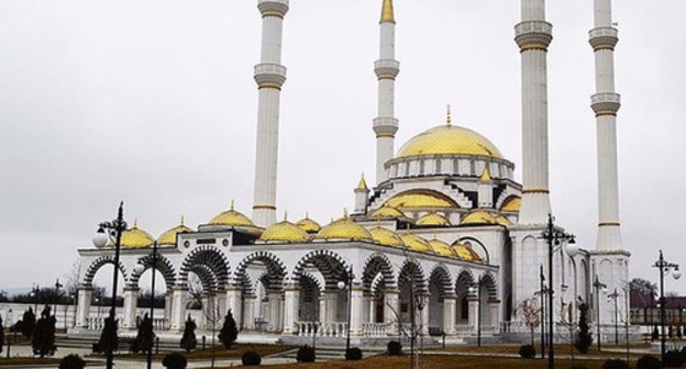 A mosque in the village of Geldagan, Kurchaloi District of Chechnya. Photo: Muslim (muslim322) https://ru.wikipedia.org/ A mosque in the village of Geldagan, Kurchaloi District of Chechnya. Photo: Muslim (muslim322) https://ru.wikipedia.org/