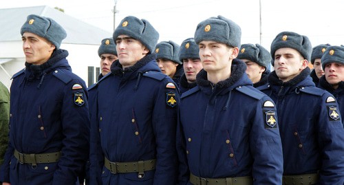 Chechen conscripts. Photo: press service of the Parliament of Chechnya, http://www.parlamentchr.ru/press-centre/fotoreportazhi/2679-500-prizyvnikov-iz-chechni-otpravilis-na-sluzhbu-v-ryady-vs-rossii Chechen conscripts. Photo: press service of the Parliament of Chechnya, http://www.parlamentchr.ru/press-centre/fotoreportazhi/2679-500-prizyvnikov-iz-chechni-otpravilis-na-sluzhbu-v-ryady-vs-rossii