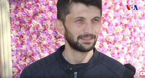 Polad Aslanov. Screenshot of the video at the Amerikanın Səsi YouTube channel
https://www.youtube.com/watch?v=p-8biHhxt2M