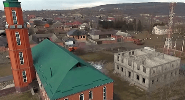 Dwelling settlement of Gikalo. Screenshot from video posted by the "Grozny" ChGTRK https://www.youtube.com/watch?v=wZl9dsUShg8 Dwelling settlement of Gikalo. Screenshot from video posted by the "Grozny" ChGTRK https://www.youtube.com/watch?v=wZl9dsUShg8