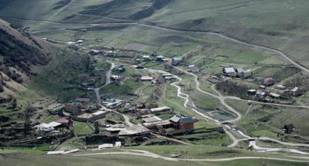 The village of Staraya (Gornaya) Saniba in the Prigorodny District of North Ossertia. Photo: Iosif Korotkij, https://ru.wikipedia.org The village of Staraya (Gornaya) Saniba in the Prigorodny District of North Ossertia. Photo: Iosif Korotkij, https://ru.wikipedia.org