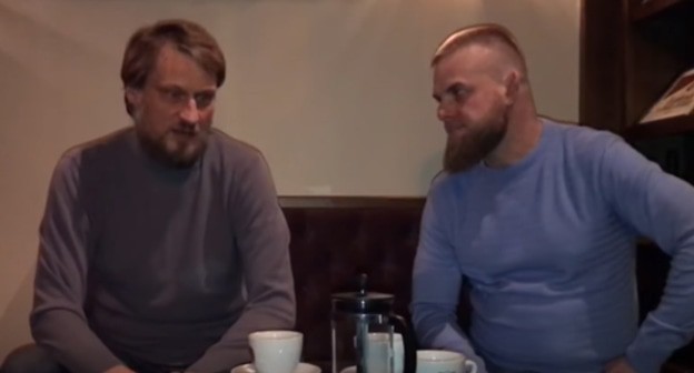 Dmitry Kuprin, a resident of the Chelyabinsk Region, talks with a resident of Chechnya. Screenshot from video posted by YouTube Channel 'Zelimkhan', https://www.youtube.com/watch?v=C8oI5zpMi5A Dmitry Kuprin, a resident of the Chelyabinsk Region, talks with a resident of Chechnya. Screenshot from video posted by YouTube Channel 'Zelimkhan', https://www.youtube.com/watch?v=C8oI5zpMi5A