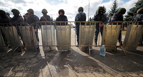 Law enforcers during rally in Magas, October 2018. Photo: REUTERS/Maxim Shemetov Law enforcers during rally in Magas, October 2018. Photo: REUTERS/Maxim Shemetov