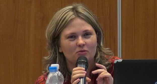 Elena Milashina. Screenshot from video posted at YouTube Channel 'HRC Memorial' https://www.youtube.com/watch?v=8-BkcWQP5L0 Elena Milashina. Screenshot from video posted at YouTube Channel 'HRC Memorial' https://www.youtube.com/watch?v=8-BkcWQP5L0