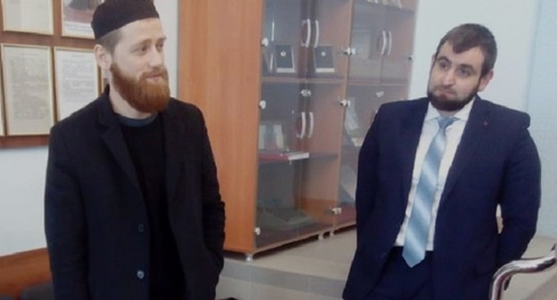 Ibragim Dugiev (on the left) and Visit Tsoroev. Photo by Vyacheslav Yaschenko for the "Caucasian Knot" Ibragim Dugiev (on the left) and Visit Tsoroev. Photo by Vyacheslav Yaschenko for the "Caucasian Knot"