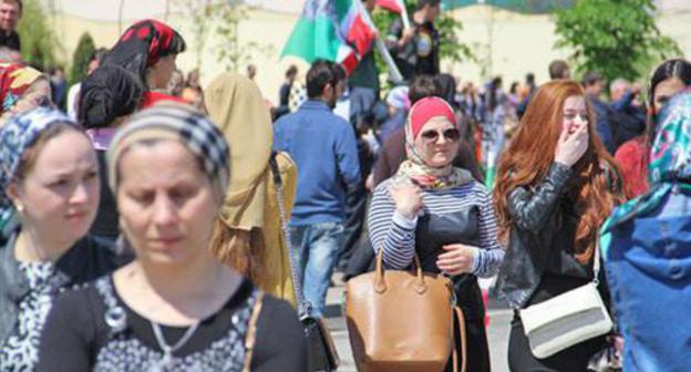 Female residents of Grozny. Photo by Magomed Magomedov for the "Caucasian Knot" Female residents of Grozny. Photo by Magomed Magomedov for the "Caucasian Knot"