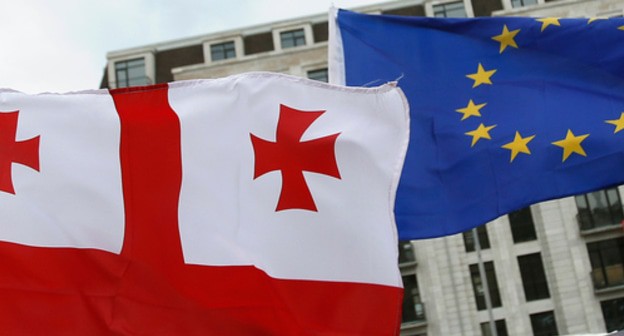 The flags of Georgia and European Union. Photo: REUTERS/David Mdzinarishvili The flags of Georgia and European Union. Photo: REUTERS/David Mdzinarishvili