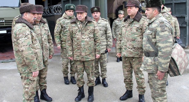 Servicemen of the Azerbaijani Army. Photo: press service of the Ministry of Defence of Azerbaijan, https://mod.gov.az/az/news/cebhe-bolgesindeki-herbi-hisselerin-ziyareti-davam-edir-video-30454.html Servicemen of the Azerbaijani Army. Photo: press service of the Ministry of Defence of Azerbaijan, https://mod.gov.az/az/news/cebhe-bolgesindeki-herbi-hisselerin-ziyareti-davam-edir-video-30454.html