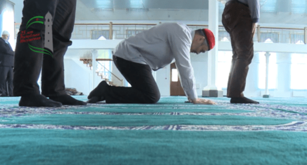 Nazran Central Mosque. Screenshot of the video https://youtu.be/TlSHcqhKIIs Nazran Central Mosque. Screenshot of the video https://youtu.be/TlSHcqhKIIs