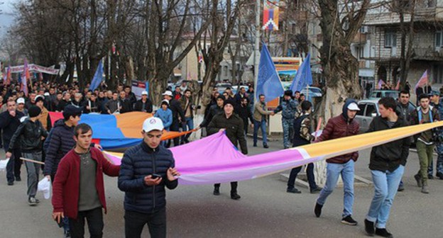 March of the political block 'Free Fatherland' – United Civil Alliance, Stepanakert, Nagorno-Karabakh, February 26, 2020. Photo by Alvard Grigoryan for the Caucasian Knot March of the political block 'Free Fatherland' – United Civil Alliance, Stepanakert, Nagorno-Karabakh, February 26, 2020. Photo by Alvard Grigoryan for the Caucasian Knot
