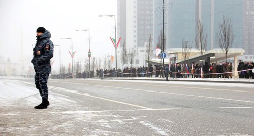 Law enforcer in Grozny. Photo by Magomed Magomedov for the Caucasian Knot Law enforcer in Grozny. Photo by Magomed Magomedov for the Caucasian Knot