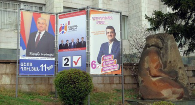 Election banners in Stepanakert, Nagorno-Karabakh, March 2020. Photo by Alvard Grigoryan for the Caucasian Knot Election banners in Stepanakert, Nagorno-Karabakh, March 2020. Photo by Alvard Grigoryan for the Caucasian Knot