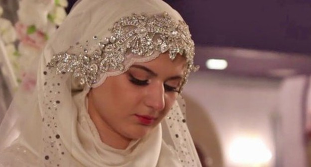 A bride in Chechnya. Photo: https://www.youtube.com/watch?v=2xpRgf28g90 A bride in Chechnya. Photo: https://www.youtube.com/watch?v=2xpRgf28g90