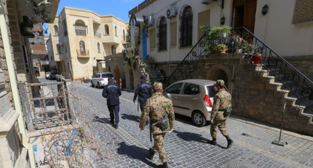 Baku under quarantine. Photo by Aziz Karimov for the Caucasian Knot Baku under quarantine. Photo by Aziz Karimov for the Caucasian Knot