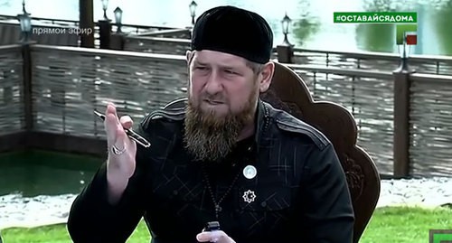 Ramzan Kadyrov at the sitting of the operative headquarters, April 17, 2020. Screenshot: https://www.youtube.com/watch?v=PGmx9mlRG7E Ramzan Kadyrov at the sitting of the operative headquarters, April 17, 2020. Screenshot: https://www.youtube.com/watch?v=PGmx9mlRG7E