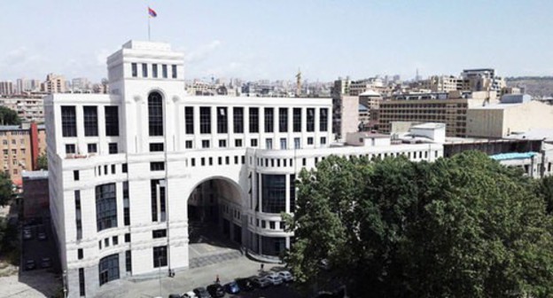 The building of the Armenian Ministry of Foreign Affairs. Photo by the press service of the MFA https://www.mfa.am/ru/photo-gallery/ The building of the Armenian Ministry of Foreign Affairs. Photo by the press service of the MFA https://www.mfa.am/ru/photo-gallery/