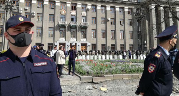 Rally in Vladikavkaz, April 20, 2020. Photo by Emma Marzoeva for the Caucasian Knot Rally in Vladikavkaz, April 20, 2020. Photo by Emma Marzoeva for the Caucasian Knot