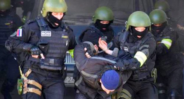 Law enforcers during detention. Photo: press service of the National Antiterrorism Committee: http://nac.gov.ru Law enforcers during detention. Photo: press service of the National Antiterrorism Committee: http://nac.gov.ru