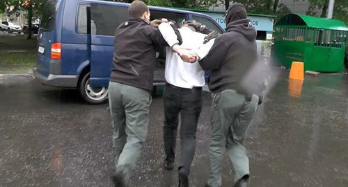 The detention of Giorgi Guev, a native of North Ossetia. May 2019. Screenshot of the video at the YouTube channel of the Investigative Committee of the Russian Federation https://www.youtube.com/watch?v=yYQEb5nf0Iw&feature=youtu.be The detention of Giorgi Guev, a native of North Ossetia. May 2019. Screenshot of the video at the YouTube channel of the Investigative Committee of the Russian Federation https://www.youtube.com/watch?v=yYQEb5nf0Iw&feature=youtu.be