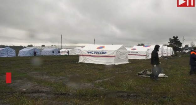 A tent camp for Azerbaijani citizens at the border with Dagestan. Screenshot from video posted by Mayor of Derbent Khizri Abakarov: https://www.instagram.com/p/CABWqefnnXB A tent camp for Azerbaijani citizens at the border with Dagestan. Screenshot from video posted by Mayor of Derbent Khizri Abakarov: https://www.instagram.com/p/CABWqefnnXB
