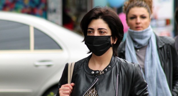 A woman in a medical mask. Photo by Tigran Petrosyan for the Caucasian Knot A woman in a medical mask. Photo by Tigran Petrosyan for the Caucasian Knot