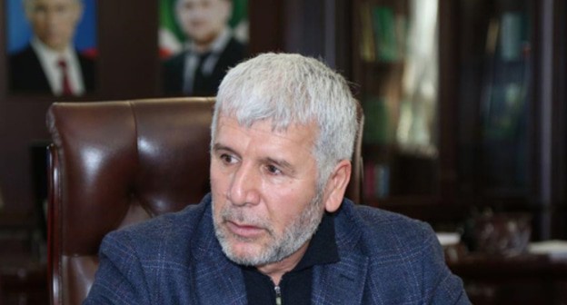 Vakhit Usmaev. Photo: Zaurbaev - https://ru.wikipedia.org/wiki/Усмаев,_Вахит_Абубакарович Vakhit Usmaev. Photo: Zaurbaev - https://ru.wikipedia.org/wiki/Усмаев,_Вахит_Абубакарович