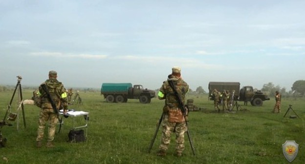 Law enforcers at the site of the special operation in Dagestan on May 22, 2020. Photo from the website of the Russian National Antiterrorist Committee (NAC) http://nac.gov.ru Law enforcers at the site of the special operation in Dagestan on May 22, 2020. Photo from the website of the Russian National Antiterrorist Committee (NAC) http://nac.gov.ru