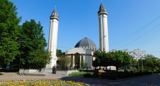 A mosque in Nalchik. Photo: Nalchick, https://commons.wikimedia.org/w/index.php?curid=37573922 A mosque in Nalchik. Photo: Nalchick, https://commons.wikimedia.org/w/index.php?curid=37573922