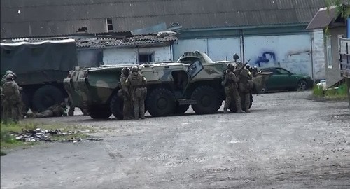 Law enforcers at the site of the shootout in Sunzha. May 30, 2020. Photo by the press service of the Russian National Antiterrorist Committee (NAC) http://nac.gov.ru/fotomaterialy.html Law enforcers at the site of the shootout in Sunzha. May 30, 2020. Photo by the press service of the Russian National Antiterrorist Committee (NAC) http://nac.gov.ru/fotomaterialy.html