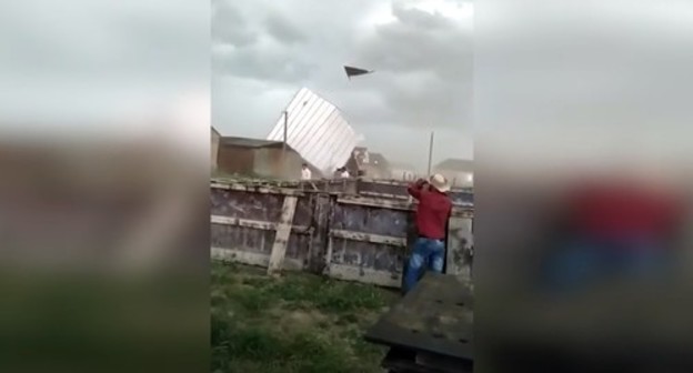 A hurricane in Chechnya. Screenshot of the video from the HELL_95 channel https://www.youtube.com/watch?time_continue=4&v=Cs0SGbd97Q0&feature=emb_logo A hurricane in Chechnya. Screenshot of the video from the HELL_95 channel https://www.youtube.com/watch?time_continue=4&v=Cs0SGbd97Q0&feature=emb_logo