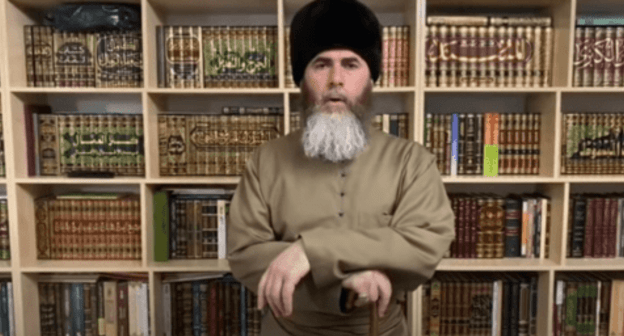 Screenshot from a video appeal from Chechen Mufti Salakh Mezhiev about the resumption of Friday prayers in Chechen mosques, https://youtu.be/5ZnrzShB0Sc Screenshot from a video appeal from Chechen Mufti Salakh Mezhiev about the resumption of Friday prayers in Chechen mosques, https://youtu.be/5ZnrzShB0Sc