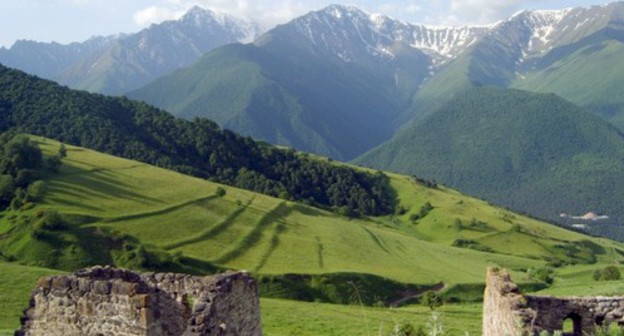 Mountains in Ingushetia. Photo by Timur Ziev https://commons.wikimedia.org/wiki/Category:North_Caucasus#/media/File:Mountain_of_Ingushetia.jpeg Mountains in Ingushetia. Photo by Timur Ziev https://commons.wikimedia.org/wiki/Category:North_Caucasus#/media/File:Mountain_of_Ingushetia.jpeg