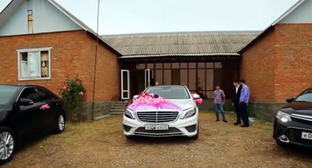 A wedding cortege in Chechnya. Screenshot of the video https://www.youtube.com/watch?v=EU8rWT-FgPQ A wedding cortege in Chechnya. Screenshot of the video https://www.youtube.com/watch?v=EU8rWT-FgPQ