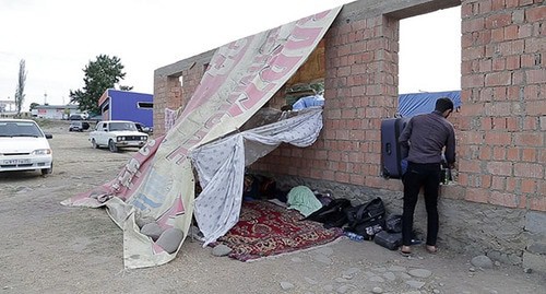 A temporary tent camp near the Dagestani village of Kullar. Screenshot of the video by the "Caucasian Knot" A temporary tent camp near the Dagestani village of Kullar. Screenshot of the video by the "Caucasian Knot"