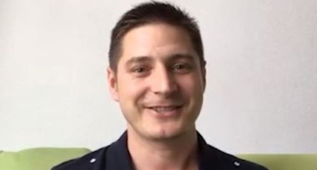 Maxim Lapunov. Screenshot of the video https://tvrain.ru/teleshow/here_and_now/hbo_o_pytkah_geev_v_chechne-511601/ Maxim Lapunov. Screenshot of the video https://tvrain.ru/teleshow/here_and_now/hbo_o_pytkah_geev_v_chechne-511601/