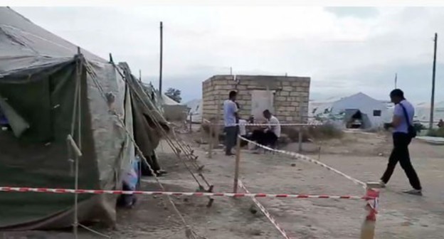 A tent camp in the Dagestani village of Kullar. Screenshot of the video by the "Caucasian Knot" A tent camp in the Dagestani village of Kullar. Screenshot of the video by the "Caucasian Knot"